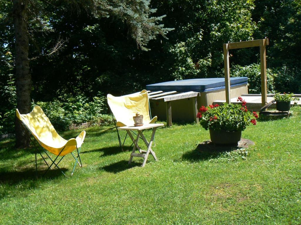 Auberge De La Tour Et Spa Magog Εξωτερικό φωτογραφία