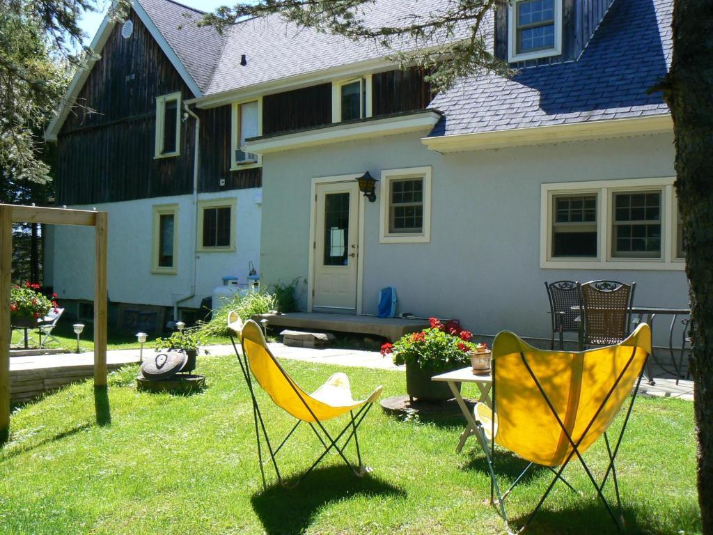 Auberge De La Tour Et Spa Magog Εξωτερικό φωτογραφία