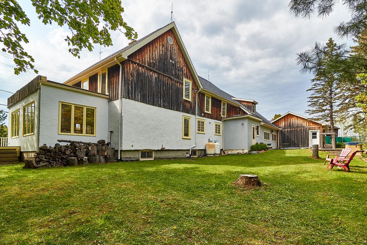 Auberge De La Tour Et Spa Magog Εξωτερικό φωτογραφία